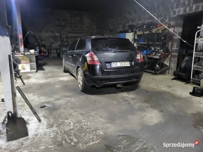 Fiat Stilo 1.6 bezyna 2003rok dlugie oplaty zaMiana