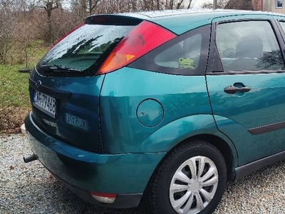 Ford Focus OC na rok 1.4 benz