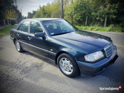 Mercedes c220 2.2cdti fajnie wyposażony !