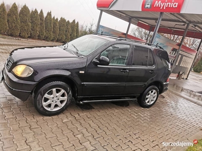 Mercedes ml 163 LPG 430 v8 wersja amerykańska 7 osobowy