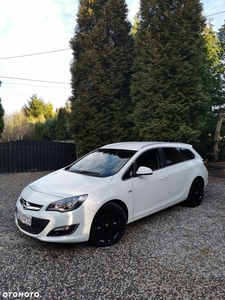 Opel Astra 2.0 CDTI DPF Sport