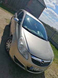 Opel Corsa D Drugi właściciel. Samochód cały czas użytkowany, ekonomiczny.