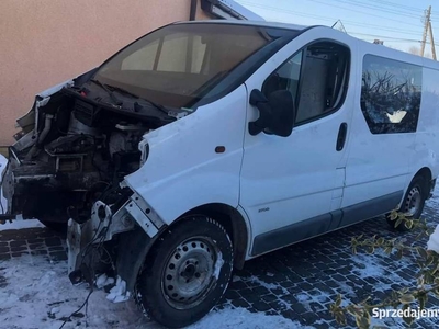 Opel Vivaro trafic na części