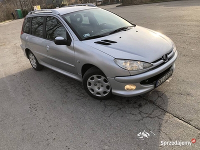 Peugeot 206 SW rok 2006