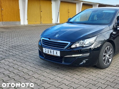 Peugeot 308 1.2 PureTech Business Line S&S