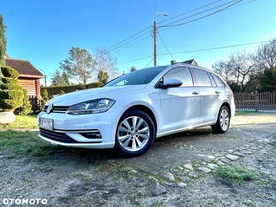 Volkswagen Golf VII 1.6 TDI BMT Comfortline