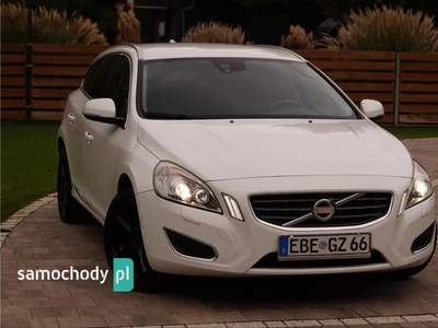 Volvo V60 I SUMMUM skóra XENONY T4 180Ps