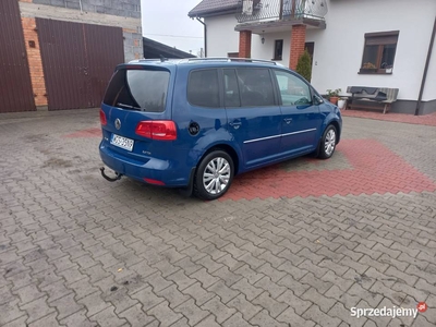 Vw touran 7 osób hak salon skóra nowe opony