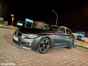 BMW Seria 3 318d