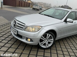 Mercedes-Benz Klasa C 180 T Kompressor Automatik BlueEFFICIENCY Avantgarde