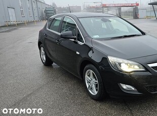 Opel Astra 1.4 Turbo Edition