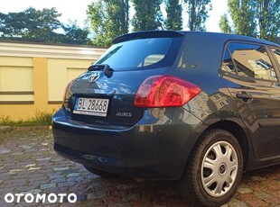 Toyota Auris 1.6 VVT-i Terra