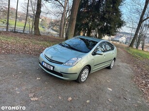 Toyota Prius (Hybrid)