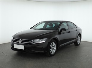 Volkswagen Passat 2020 1.5 TSI 107927km Sedan