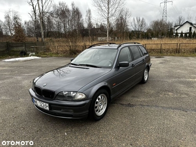 BMW Seria 3 318i