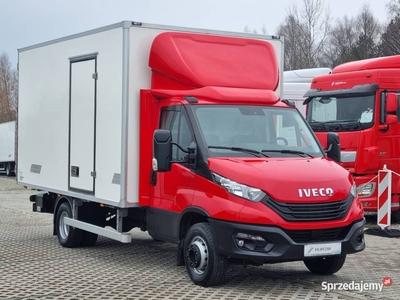 Iveco Daily 70C18, 72-180 Kontener Winda Tylko 9 tys km NOWY