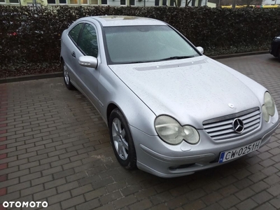 Mercedes-Benz Klasa C 200 Kompressor