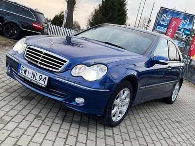 Mercedes C 200