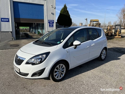 Opel Meriva 1.4 BENZYNA Klimatronik Tempomat Szklany Dach