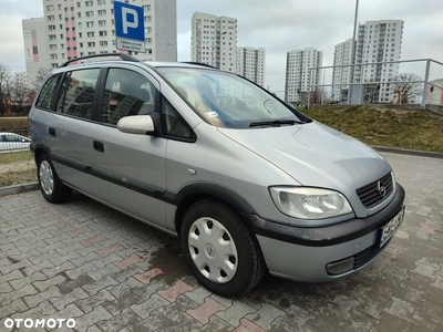 Opel Zafira 1.8 16V Elegance