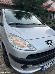 Peugeot 1007