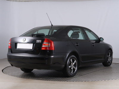 Skoda Octavia 2008 1.6 167990km ABS klimatyzacja manualna