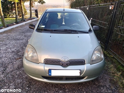 Toyota Yaris 1.0 Base