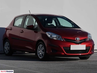 Toyota Yaris 1.3 97 KM 2012r. (Piaseczno)