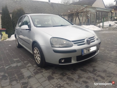 Volkswagen golf V 1.9 Tdi