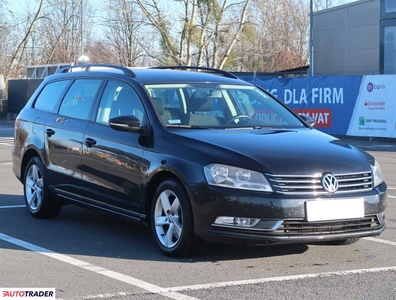 Volkswagen Passat 1.6 103 KM 2014r. (Piaseczno)