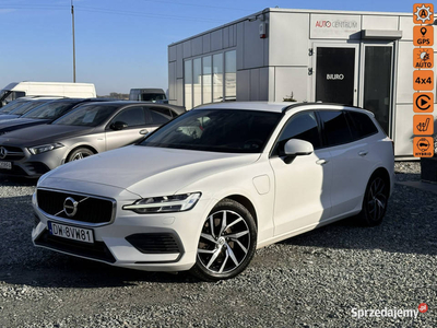 Volvo V60 2.0 T6 253KM Hybryda Momentum II (2018-)