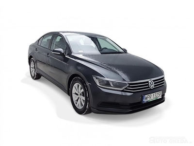 VW PASSAT sedan (limuzyna)