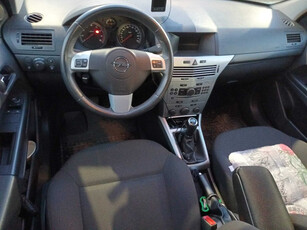 Opel Astra 2009 1.4 16V 202316km Hatchback