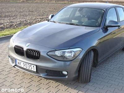 BMW Seria 1 116d Sport Line