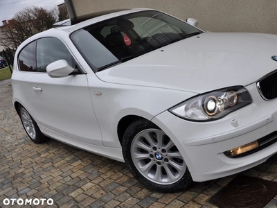 BMW Seria 1 118d DPF Edition Sport