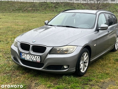 BMW Seria 3 318d