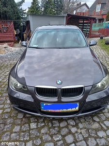 BMW Seria 3 318i