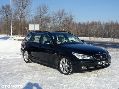 BMW Seria 5 530d xDrive Touring Edition Exclusive