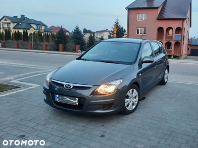 Hyundai I30 1.4 Base +