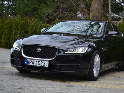 Jaguar XE Sedan 2.0 i4 163KM 2015