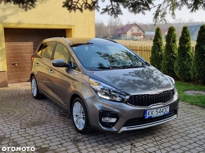 Kia Carens 1.6 GDI ISG Vision