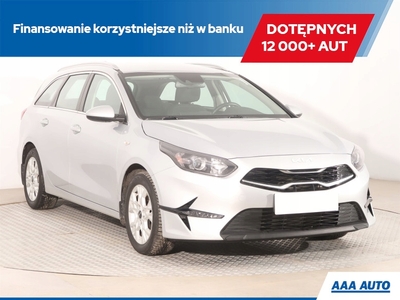 Kia Ceed III Kombi Facelifting 1.5 T-GDI 160KM 2022