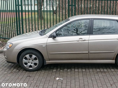 Kia Cerato 1.6 LX (klm) / Comfort