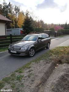 Mercedes-Benz Klasa C 220 CDI BlueEff Elegance