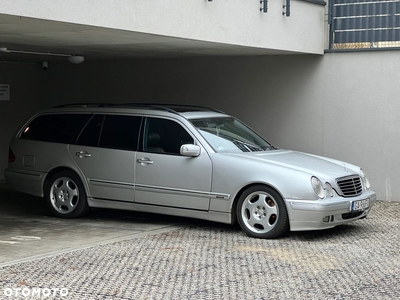 Mercedes-Benz Klasa E 320 T CDI Avantgarde