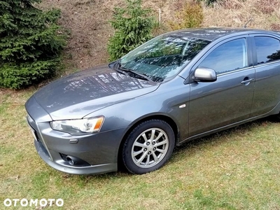 Mitsubishi Lancer 1.6 Invite