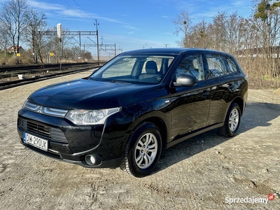 Mitsubishi Outlander 2.0 Intense 2WD