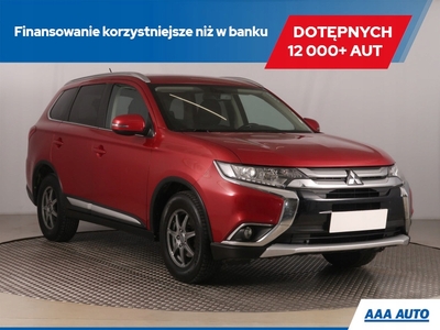 Mitsubishi Outlander III SUV Facelifting 2015 2.0 MIVEC 150KM 2015