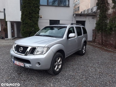 Nissan Pathfinder 2.5 D LE EU5