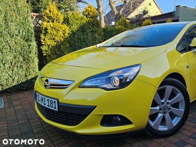 Opel Astra IV GTC 1.6 T Sport